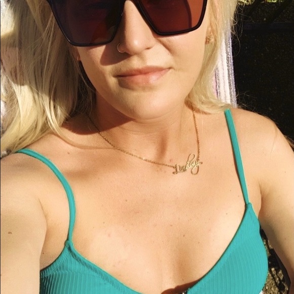 Meet your Posher, Lindsay - Picture 7 of 7